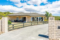 413 Cames Road, Mangawhai, Kaipara, Northland, 0573, New Zealand