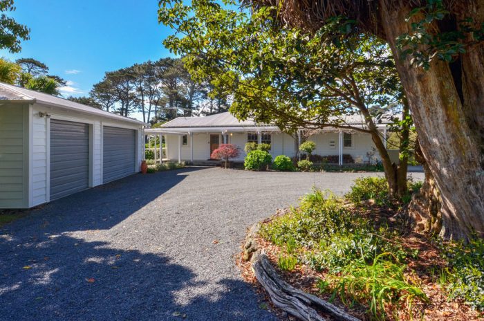 264 Whitehills Road, Dairy Flat, Rodney, Auckland, 0794, New Zealand