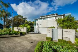 21 Brighton Terrace, Mairangi Bay, North Shore City, Auckland, 0630, New Zealand