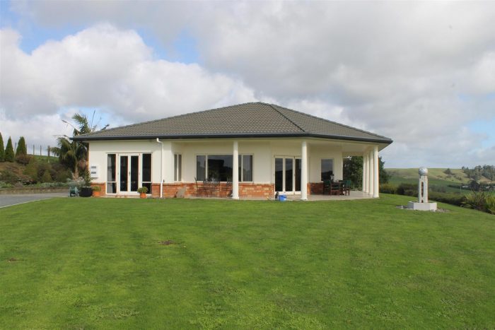 20 Meikle Road, Tomarata, Rodney, Auckland, 0974, New Zealand