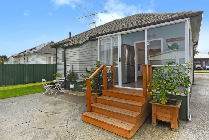 128 Naenae Road, Naenae, Lower Hutt, Wellington, 5011, New Zealand