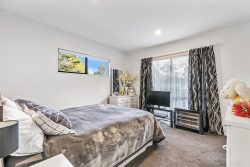 2/19 Fernwood Grove, Glenfield, North Shore City, Auckland, 0629, New Zealand