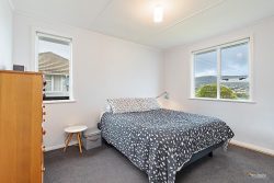 23 Taylor Terrace, Tawa, Wellington, 5028, New Zealand