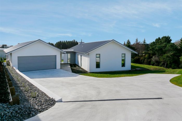 47 Botanical Heights Drive, Waipahihi, Taupo, Waikato, 3330, New Zealand