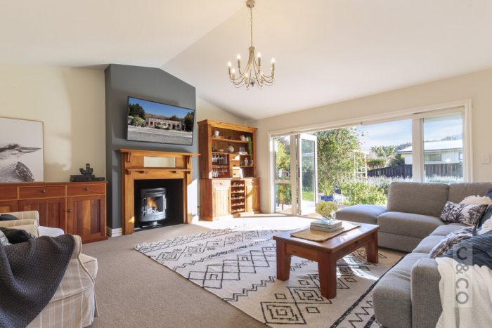 4 Crabb Fields Lane, Riverhead, Rodney, Auckland, 0820, New Zealand