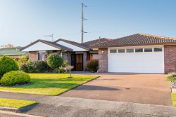 14 Azalea Dell, Mount Maunganui, Tauranga, Bay Of Plenty, 3116, New Zealand