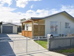 5a Moore Crescent, Carterton, Wellington, 5713, New Zealand