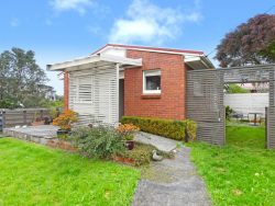 2 Pine Tree Lane, Korokoro, Lower Hutt, Wellington, 5012, New Zealand