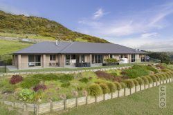 92 Taiapa Valley Road, Muriwai Valley, Rodney, Auckland, 0881, New Zealand