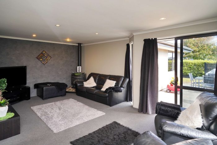 29 Mataroa Place, Parklands, Christchurch City, Canterbury, 8083, New Zealand