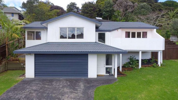 13 Dee Place, Torbay, North Shore City, Auckland, 0630, New Zealand