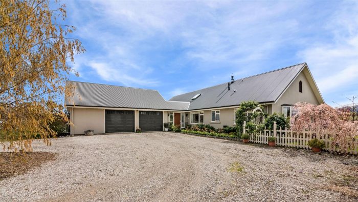 448 Letts Gully Road, Alexandra, Central Otago, Otago, 9393, New Zealand