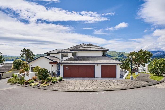 30 Molyneux Close, Whitby, Porirua, Wellington, 5024, New Zealand