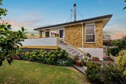 30 Tamatea Drive, Snells Beach, Rodney, Auckland, 0920, New Zealand