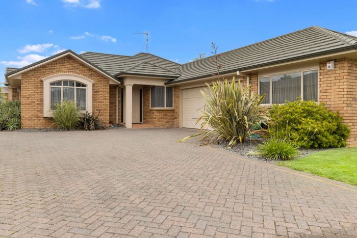 101 Dixon Road, Glenview, Hamilton, Waikato, 3206, New Zealand