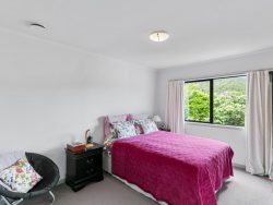 10 Landsdowne Terrace, Karori, Wellington, 6012, New Zealand