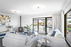 43 Penruddock Rise, Westmorland, Christchurch City, Canterbury, 8025, New Zealand