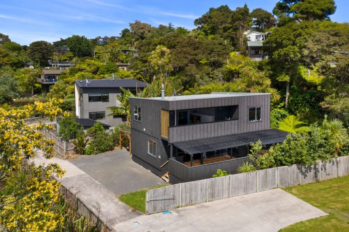 8a Cambrae Road, Raglan, Waikato, 3225, New Zealand