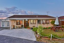 1/109 Great South Road, Manurewa, Manukau City, Auckland, 2102, New Zealand