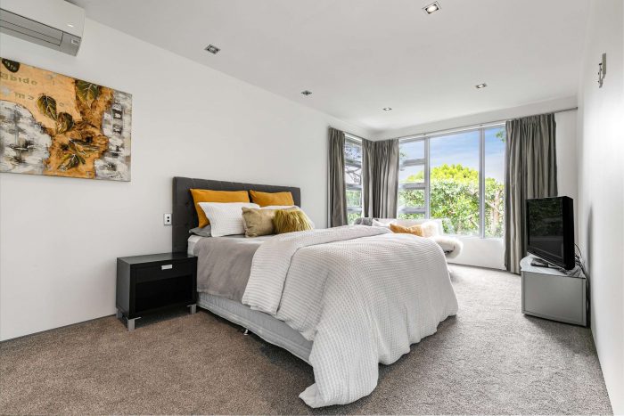 32 Hackett Street, Saint Marys Bay, Auckland, 1011, New Zealand