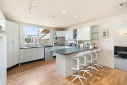 321 Point Chevalier Road, Point Chevalier, Auckland, 1022, New Zealand