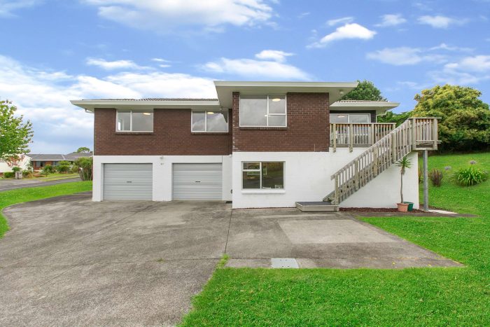 87 Beechdale Crescent, Pakuranga, Manukau City, Auckland, 2010, New Zealand