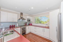 12 Blue Heron Rise, Stanmore Bay, Rodney, Auckland, 0932, New Zealand