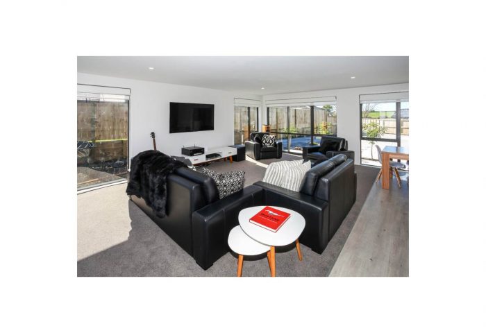 7 Brian Cowley Place, Tuakau, Franklin, Auckland, 2121, New Zealand