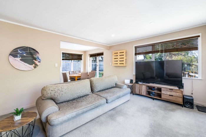 165 Hibiscus Coast Highway, Red Beach, Rodney, Auckland, 0932, New Zealand