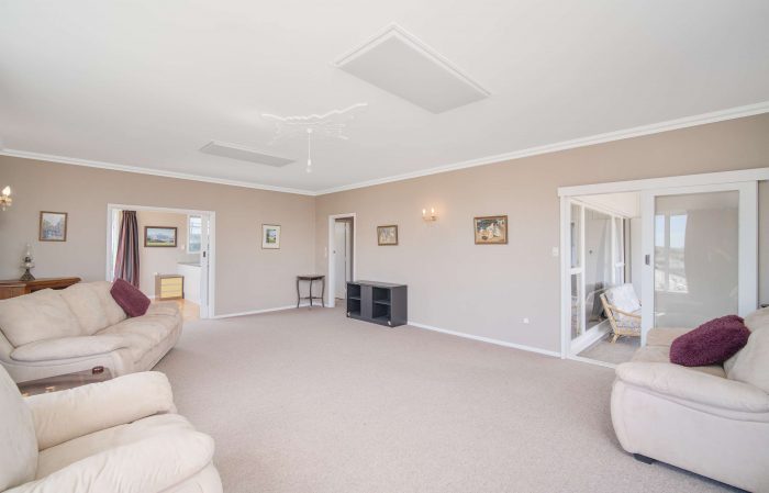 7 Longhurst Terrace, Cashmere, Christchurch City, Canterbury, 8022, New Zealand