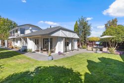 64 Karnak Crescent, Avonhead, Christchurch City, Canterbury, 8042, New Zealand