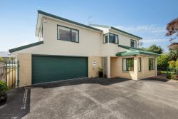 2/32 Foch Avenue, Mount Roskill, Auckland, 1041, New Zealand