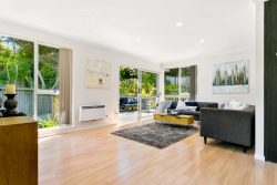 14 Garner Place, Glenfield, North Shore City, Auckland, 0629, New Zealand