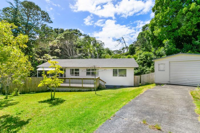 14 Garner Place, Glenfield, North Shore City, Auckland, 0629, New Zealand