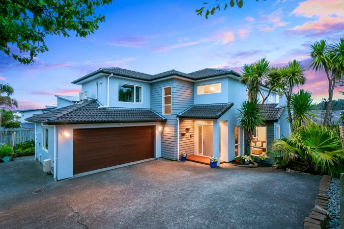 23 Huntington Park Drive, Greenhithe, North Shore City, Auckland, 0632, New Zealand