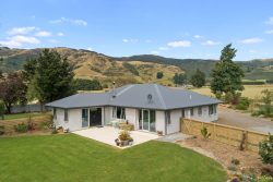37 Knowles Road, Tapanui, Clutha, Otago, 9587, New Zealand