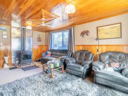 48 Westmere Place, Manapouri, Southland, 9679, New Zealand