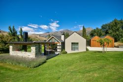 8 Marshall Avenue, Lake Hayes, Queenstown-Lakes, Otago, 9371, New Zealand