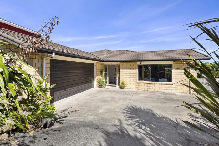 19 Violet Street, Raglan, Waikato, 3225, New Zealand