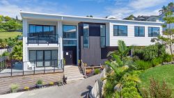 61 Landmark Terrace, Orewa, Rodney, Auckland, 0931, New Zealand