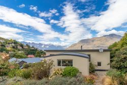 19a Arawata Terrace, Sunshine Bay, Queenstown-Lakes, Otago, 9300, New Zealand
