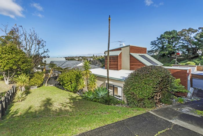 2A Deverell Place, Browns Bay, North Shore City, Auckland, 0632, New Zealand