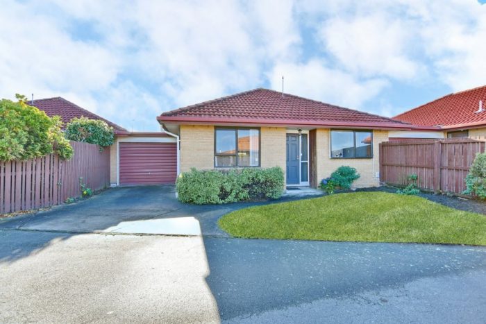 2/11 Dumfries Drive, Hei Hei, Christchurch City, Canterbury, 8042, New Zealand