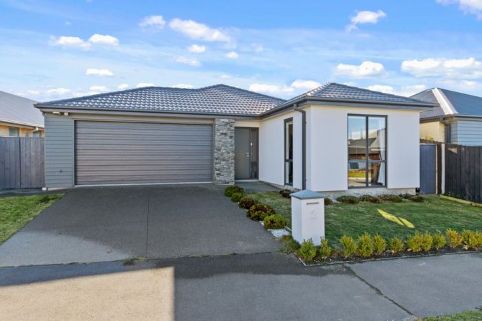 2 Strone Close, Broomfield, Christchurch, Canterbury, 8042, New Zealand