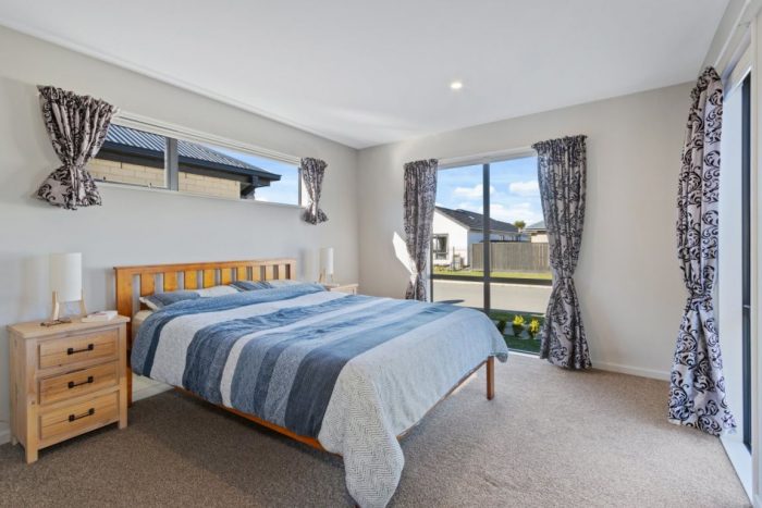 2 Strone Close, Broomfield, Christchurch, Canterbury, 8042, New Zealand