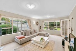 9 Mallard Grove, Churton Park, Wellington, 6037, New Zealand