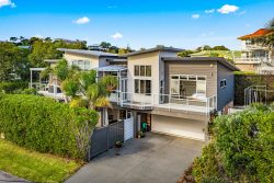 2 Woodlands Avenue, Snells Beach, Rodney, Auckland, 0920, New Zealand