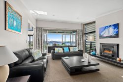 2 Woodlands Avenue, Snells Beach, Rodney, Auckland, 0920, New Zealand