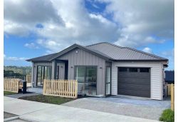 8 Pacific Heights Road, Orewa, Rodney, Auckland, 0931, New Zealand