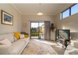 125 Beach Street, Waikouaiti, Dunedin, Otago, 9510, New Zealand